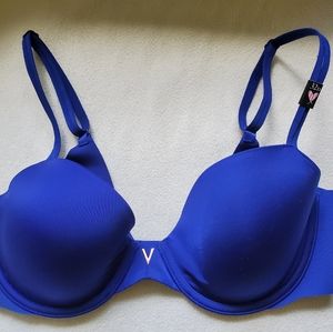NWT Victoria's Secret lined demi bra